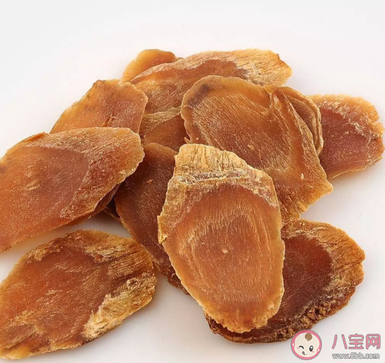 红参泡水喝有什么功效 红参泡水喝要注意什么