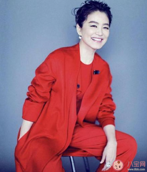 林青霞写信致敬前线抗疫英雄 林青霞写信说了些什么