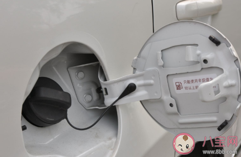 汽车油箱有杂质正常吗 油箱需要定期清理吗有积碳吗