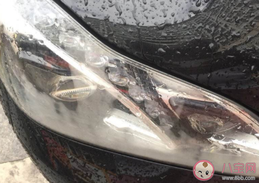 新车大灯有雾气属质量问题吗 汽车大灯进水了自己能干吗
