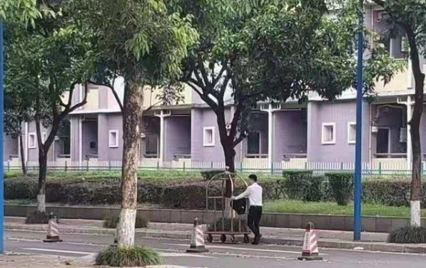 西政慕容云海是什么梗 西政慕容云海是真的还是假的 西政慕容云海是什么梗 西政慕容云海是真的还是假的