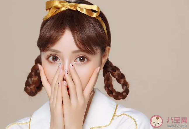 戴美瞳多久要取下来 美瞳戴久了会怎么样