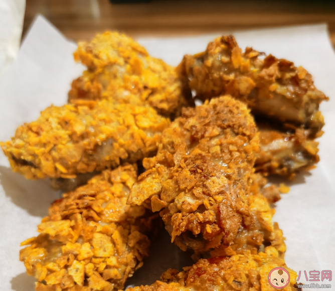 想一觉睡到天亮的说说朋友圈 想一觉睡到天亮发什么好