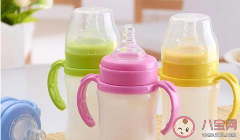 新鲜母乳/冷藏母乳/冷冻母乳有什么区别 冷藏母乳/冷冻母乳哪个对宝宝身体好