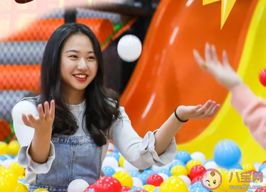 玩蹦床要注意什么 去玩蹦床要准备什么吗