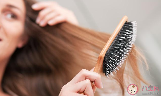 如何清理地面上的头发 ​清理地面上头发的小妙招