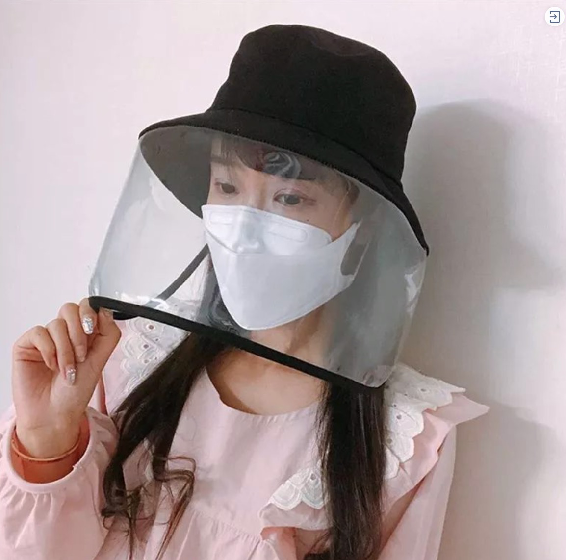 疫情期间出门要戴帽子吗 疫情期间出门要戴眼镜吗