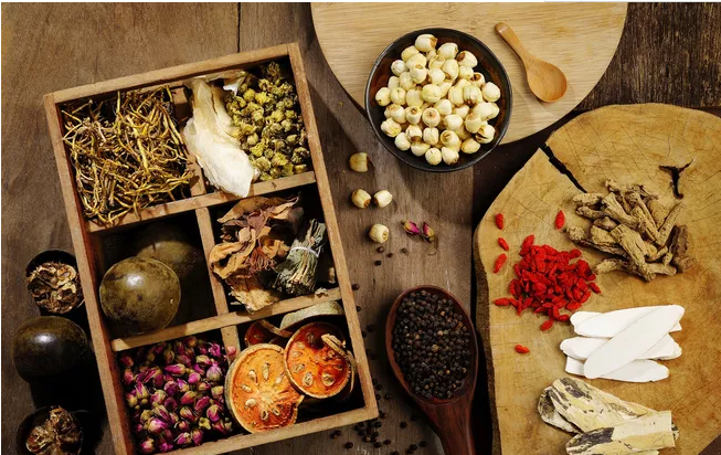 服用中药之后一般多久有效果 喝中药什么时间最好