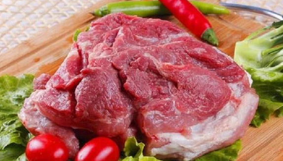 猪肉上撒盐怎么回事 猪肉撒上盐有什么好 猪肉上撒盐怎么回事 猪肉撒上盐有什么好