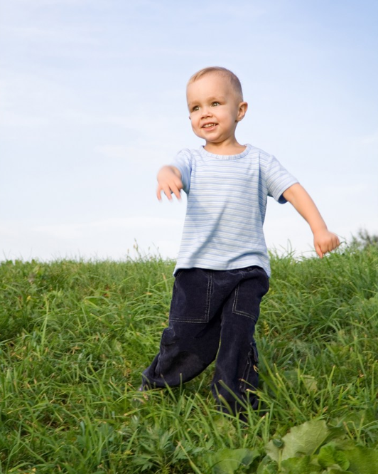 为什么孩子吃芒果容易过敏 怎么应对孩子过敏的情况