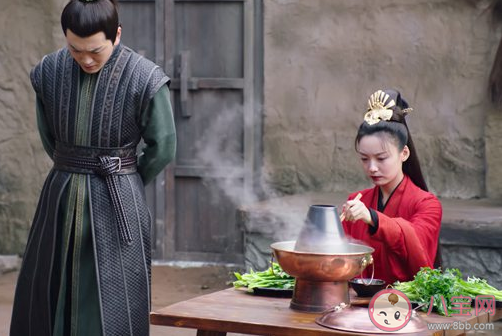 暮白首穆妍和明尊是什么关系 穆妍是明尊假扮的吗