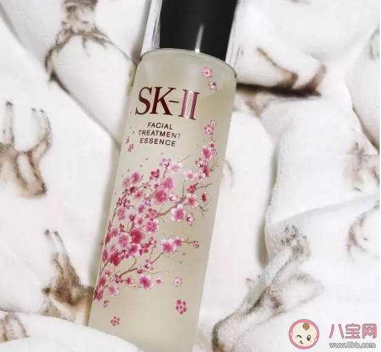sk2神仙水用了为什么会刺痛  神仙水330ml瓶子里有水雾怎么回事