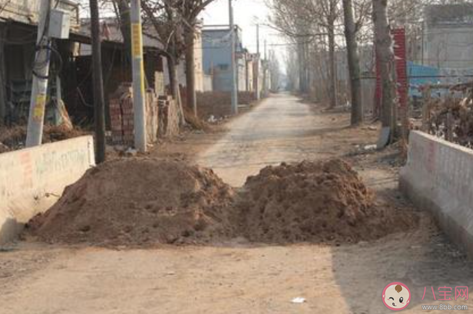 到处都封路了出不去的感慨说说 家里封路了不能出去的心情文案 到处都封路了出不去的感慨说说 家里封路了不能出去的心情文案