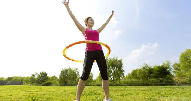 转多久呼啦圈能瘦腰 呼啦圈用重的还是轻的好 转多久呼啦圈能瘦腰 呼啦圈用重的还是轻的好