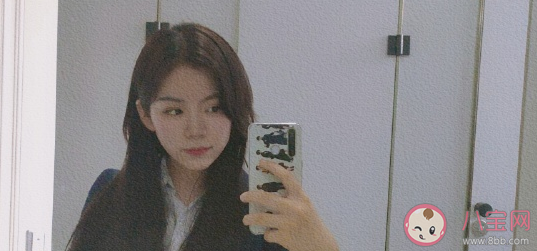 剪短发了发朋友圈感言说说  剪了短发经典句子抖音