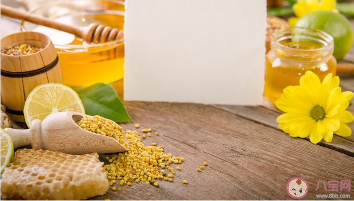 什么时候喝柠檬蜂蜜水最解酒 酒后喝柠檬蜂蜜水有什么好处
