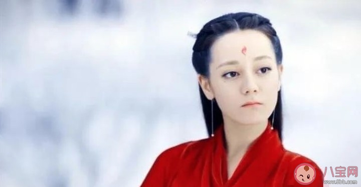 三生三世枕上书东华哪集剖心为证 东华为什么要挖心制成琉璃戒 三生三世枕上书东华哪集剖心为证 东华为什么要挖心制成琉璃戒