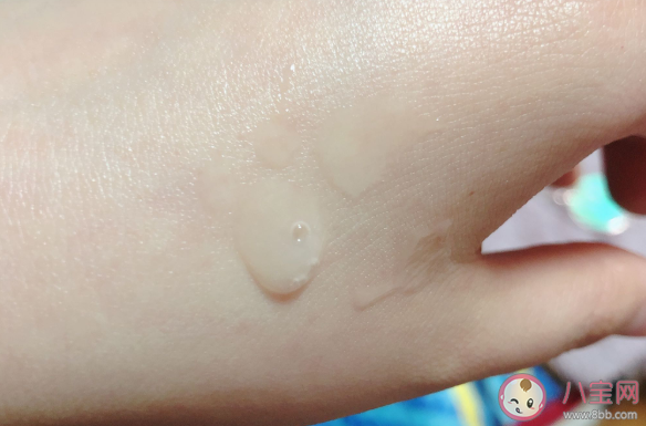 倩碧维C安瓶精华液怎么样 倩碧维C安瓶精华液试用测评