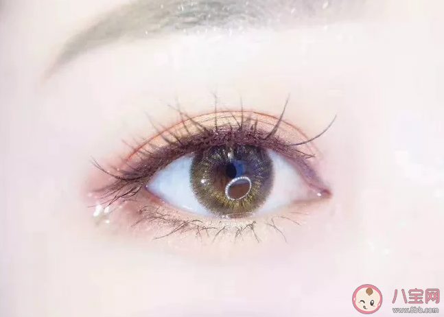 戴美瞳多久要取下来 美瞳戴久了会怎么样