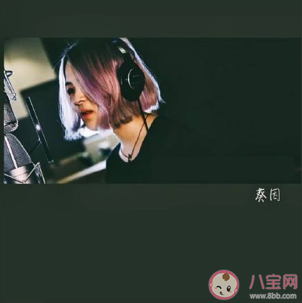 有着千万种可能被世人记恨不如隔着忘川看兵荒马乱是什么歌 《神隐》歌词完整版在线试听 有着千万种可能被世人记恨不如隔着忘川看兵荒马乱是什么歌 《神隐》歌词完整版在线试听