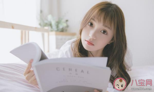 为什么有的人经常爱发朋友圈 屁大点事都发朋友圈是什么心理