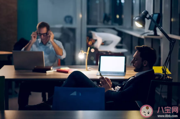 别人和我熬夜的区别是什么 单身和别人熬夜有什么不同