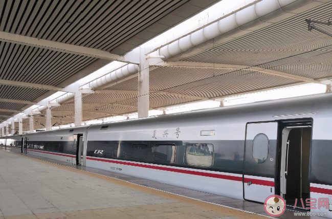 复兴号高铁列车座位上方的黄色指示灯代表什么意思 蚂蚁庄园4月8日答案