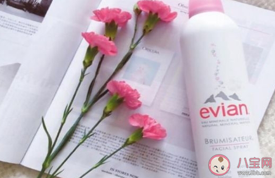 依云喷雾和矿泉水有区别吗  依云喷雾和雅漾喷雾那个好