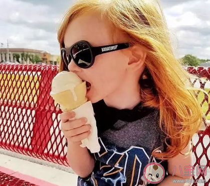 夏季外出孩子有必要戴太阳镜吗 几岁孩子可以戴太阳镜