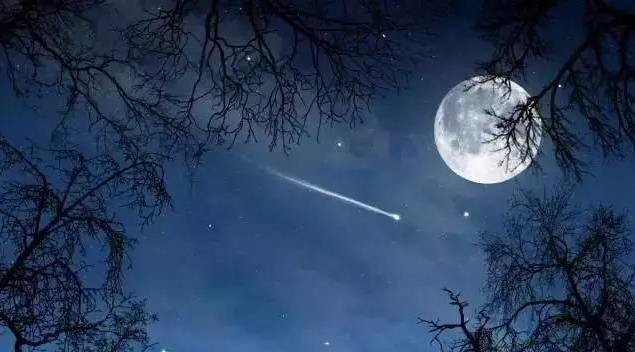 怎么用手机拍出好看的月亮 中秋节月亮拍摄教程技巧