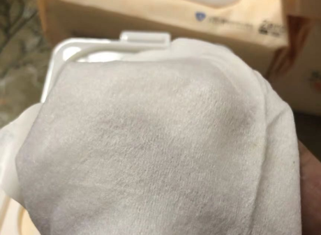 上儿贝贝湿巾和babycare哪个好 上儿贝贝湿巾对比测评