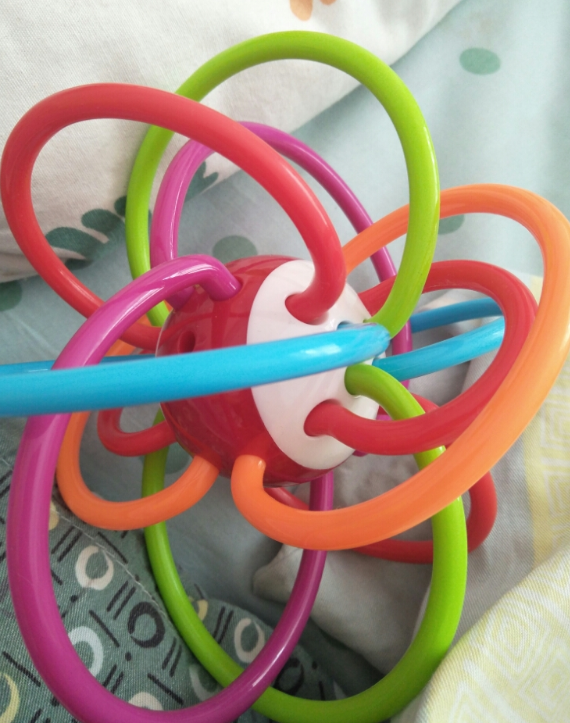 宝宝树专定牙胶手抓球怎么样 宝宝树专定牙胶手抓球试用测评