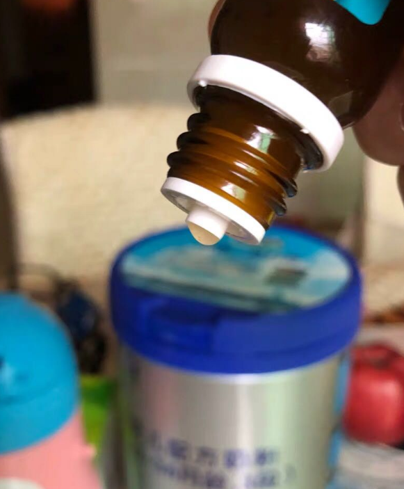 科汉森Bb-12滴剂怎么给孩子吃 孩子吃科汉森Bb-12滴剂好不好 科汉森Bb-12滴剂怎么给孩子吃 孩子吃科汉森Bb-12滴剂好不好