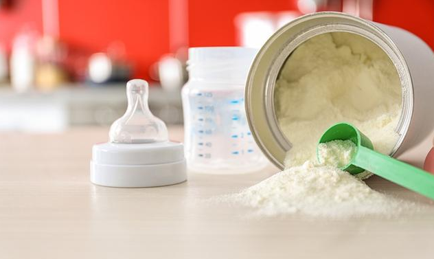 冲泡奶粉的正确顺序 冲奶粉用多少度水