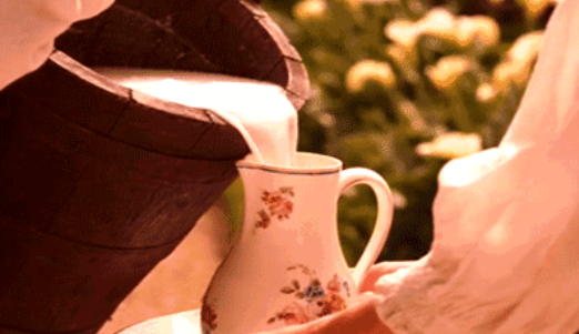 儿童奶好还是纯牛奶好 小孩经常喝儿童奶好不好