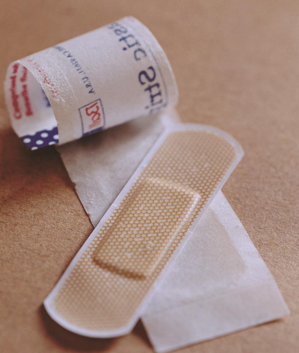 创可贴是什么垃圾 创可贴是干垃圾还是湿垃圾 创可贴是什么垃圾 创可贴是干垃圾还是湿垃圾