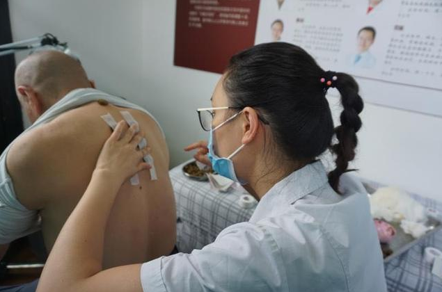 三伏贴应该怎么贴 贴三伏贴要注意什么