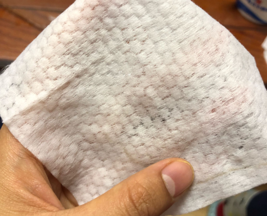 启初湿巾和好孩子湿巾哪个好 启初婴儿湿巾使用测评