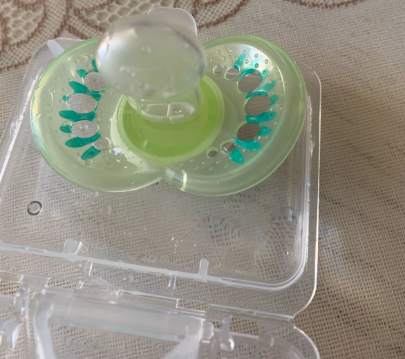 MAM美安萌安抚奶嘴怎么样 MAM美安萌安抚奶嘴试用测评