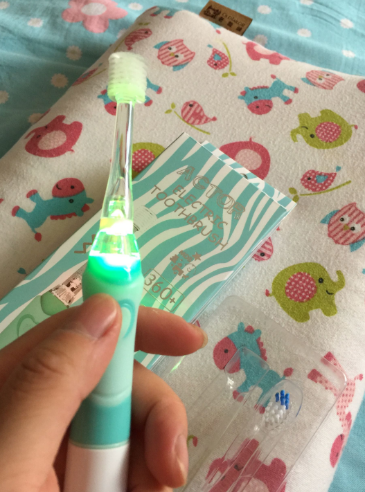 MDB儿童电动牙刷孩子喜欢刷吗 MDB儿童电动牙刷刷起来好玩吗 MDB儿童电动牙刷孩子喜欢刷吗 MDB儿童电动牙刷刷起来好玩吗