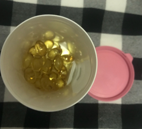 swisse孕妇鱼油一天吃几粒 SWISSE孕妇专用DHA鱼油正确服用方法