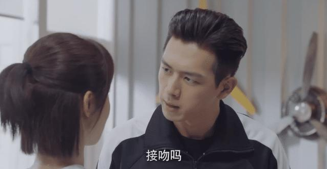 韩商言主动吻佟年是第几集 韩商言主动吻佟年剧情