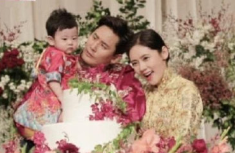 秋瓷炫儿子小啪嗒正面照 秋瓷炫儿子小名小啪嗒怎么来的