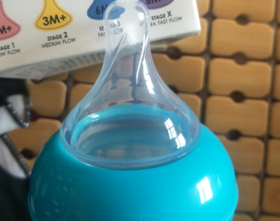 umee防胀气奶瓶奶嘴怎么样 umee防胀气奶瓶有效果吗