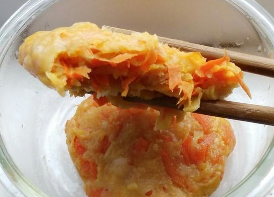 9个月孩子能吃胡萝卜吗 胡萝卜辅食制作方法 9个月孩子能吃胡萝卜吗 胡萝卜辅食制作方法