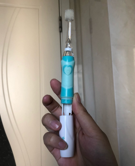 MDB儿童电动牙刷好用吗 MDB儿童电动牙刷用起来感觉怎么样