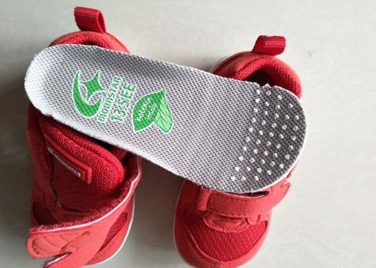 月星学步鞋和基诺浦哪个好 月星学步鞋使用测评