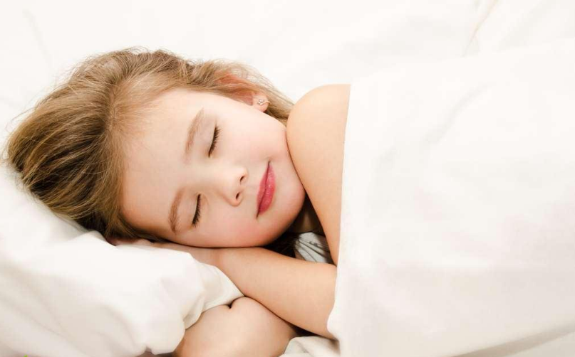 宝宝的枕头怎么选比较好 宝宝睡觉一定要有枕头吗 宝宝的枕头怎么选比较好 宝宝睡觉一定要有枕头吗