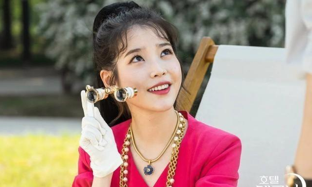 IU德鲁纳酒店造型大盘点 IU造型复古风造型穿搭技巧 IU德鲁纳酒店造型大盘点 IU造型复古风造型穿搭技巧