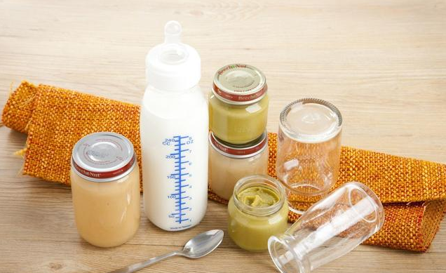 生牛乳和脱脂奶粉有什么区别 生牛乳和脱脂奶粉哪个更好 生牛乳和脱脂奶粉有什么区别 生牛乳和脱脂奶粉哪个更好